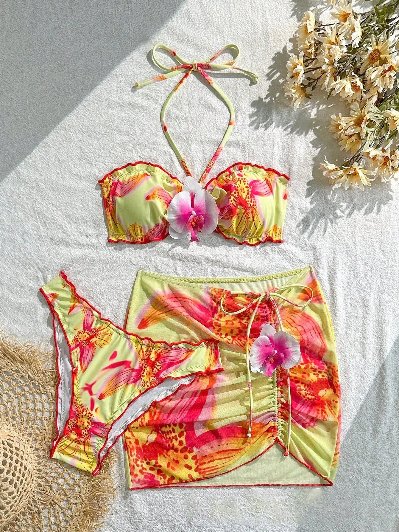 2PCS 1960s Floral Print Halter Bikini Set & Bodycon Cover-Up sold by Retro Stage product image thumbnail 5
