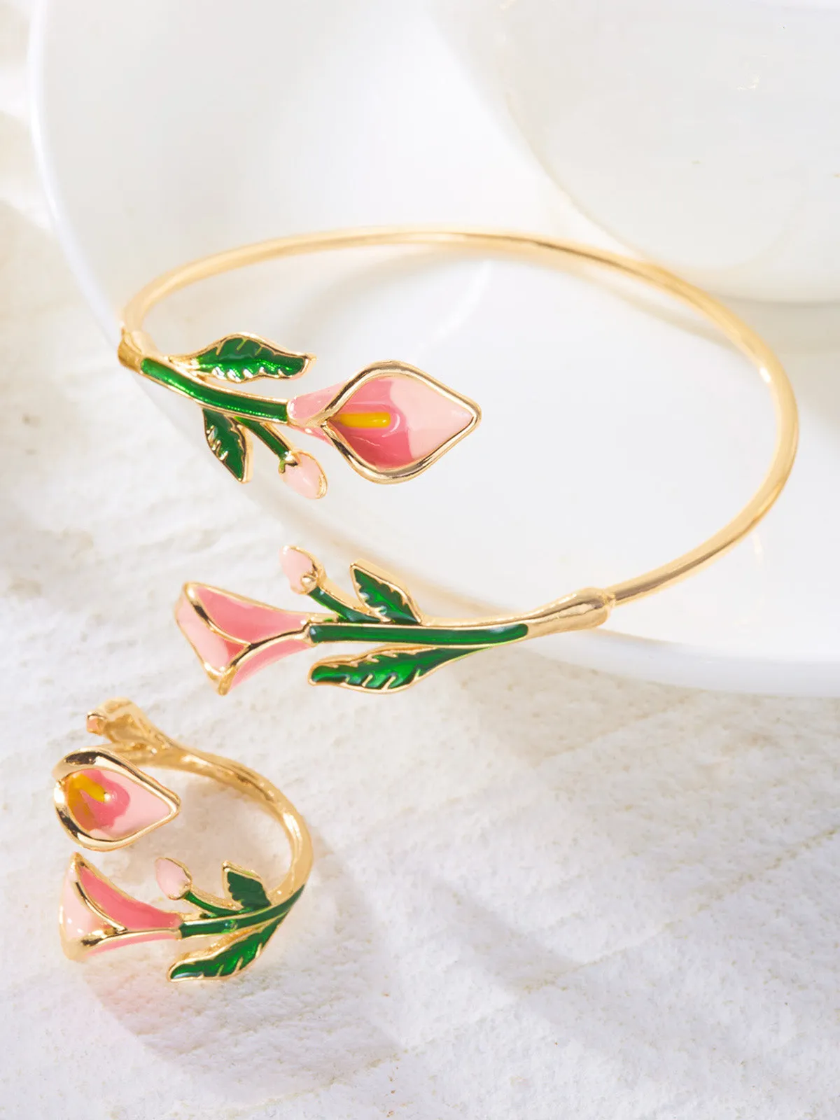 Vintage Floral Open Cuff Bracelet & Ring Set sold by Retro Stage product image thumbnail 2