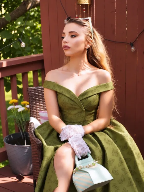 Green 1950s Off-Shoulder Vintage Dress made by Retro Stage