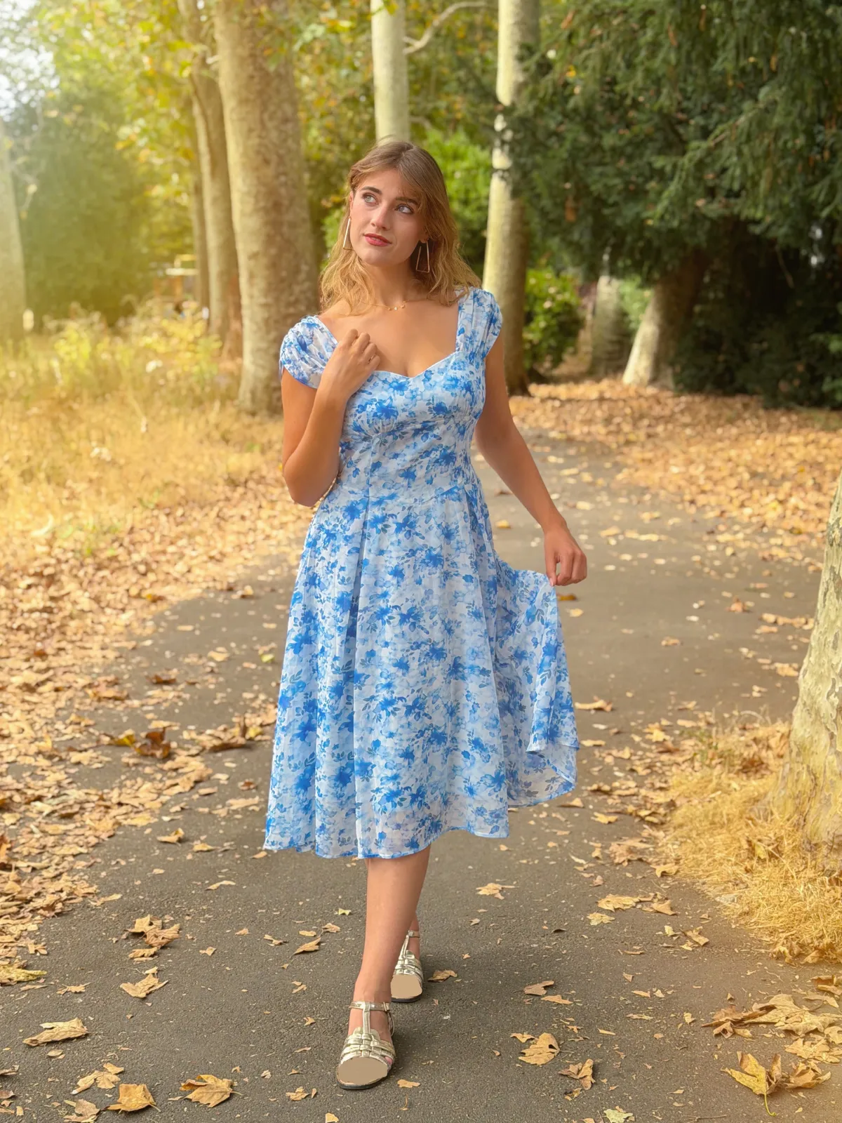 Blue 1950s Puff Sleeve Sweetheart Neck Floral Swing Dress sold by Retro Stage product image thumbnail 3