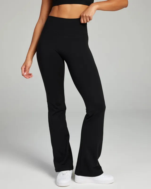 AuraFlare Leggings - Black sold by Elite Eleven