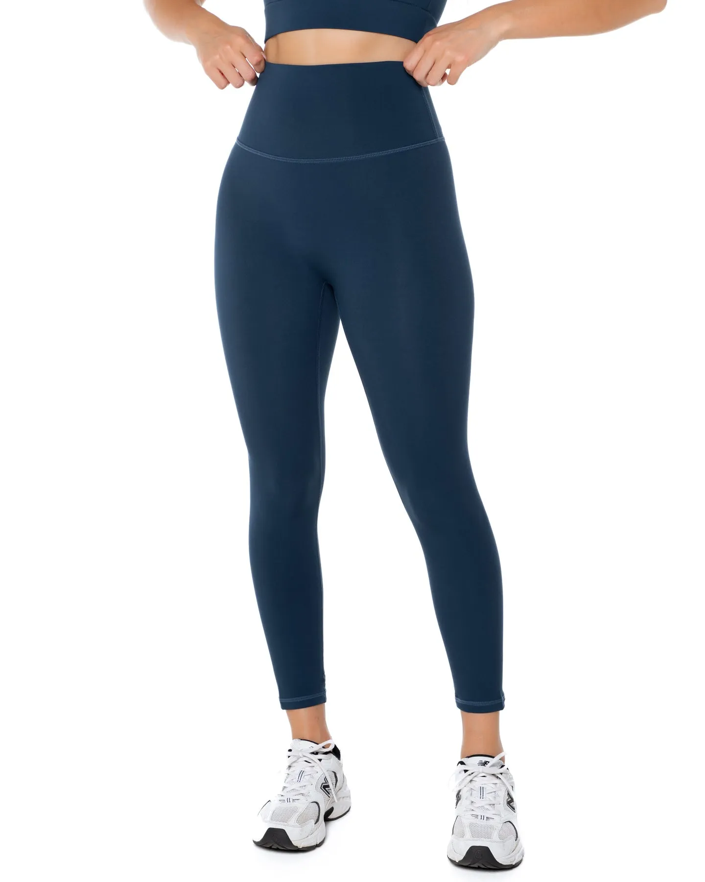 7/8 Aura Scrunch Leggings - Navy sold by Elite Eleven