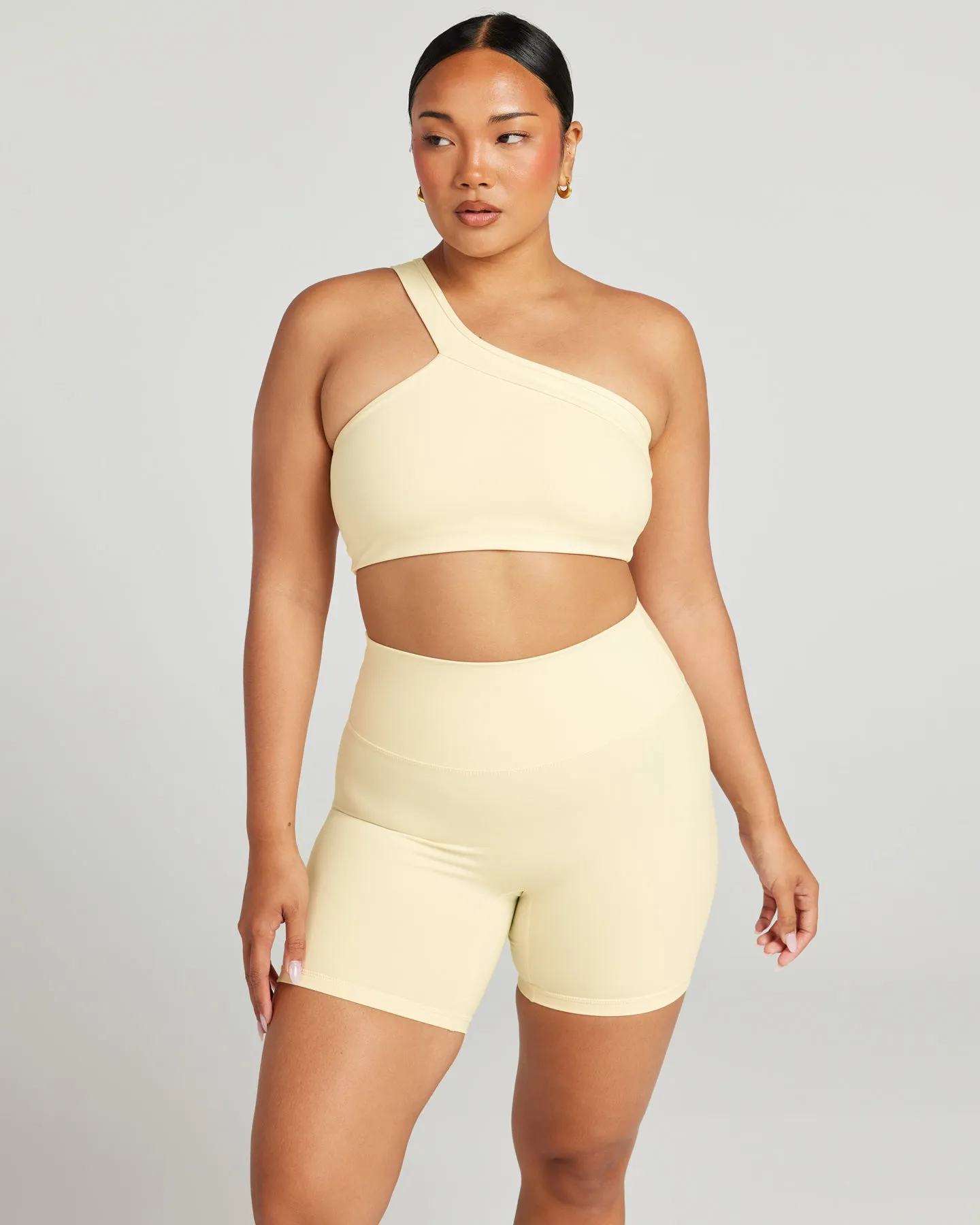 Aura Move Bra - Butter sold by Elite Eleven