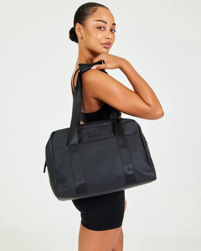 Regular Essentials Bag - Black sold by Elite Eleven