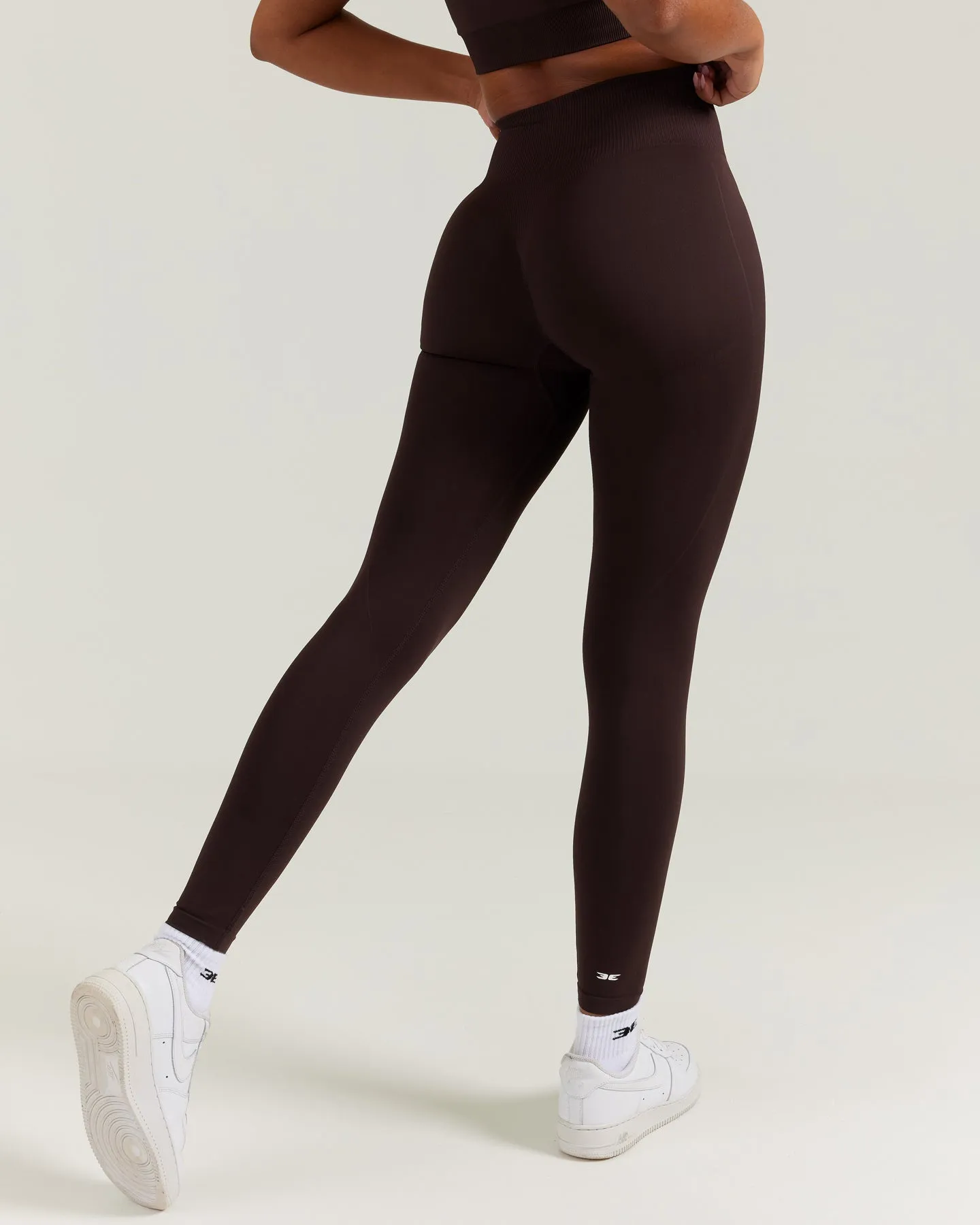 Elite Seamless Leggings - Espresso sold by Elite Eleven product image thumbnail 2