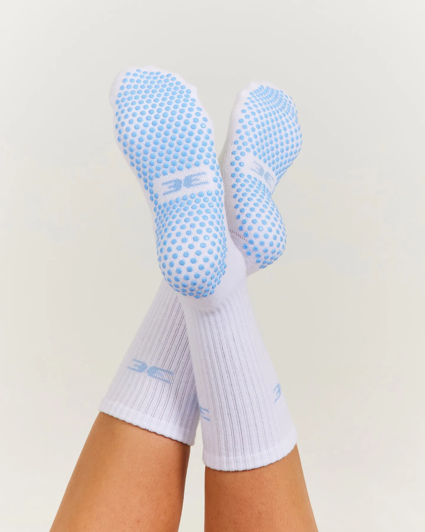 EE Crew Pilates Grip Socks - White/Blue sold by Elite Eleven product image thumbnail 4
