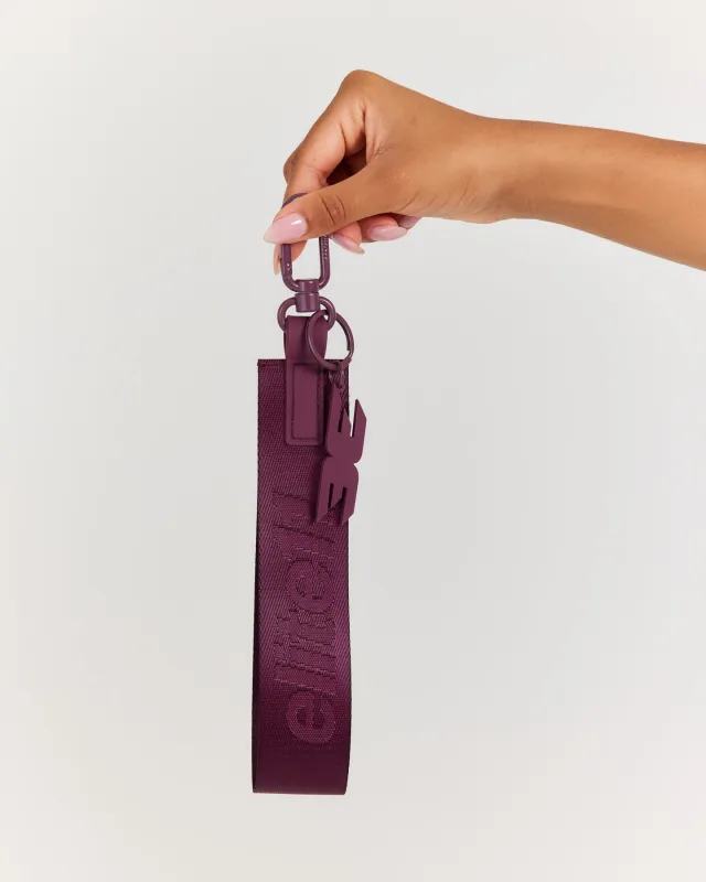 Elite11 Keyring - Cherry Cola sold by Elite Eleven