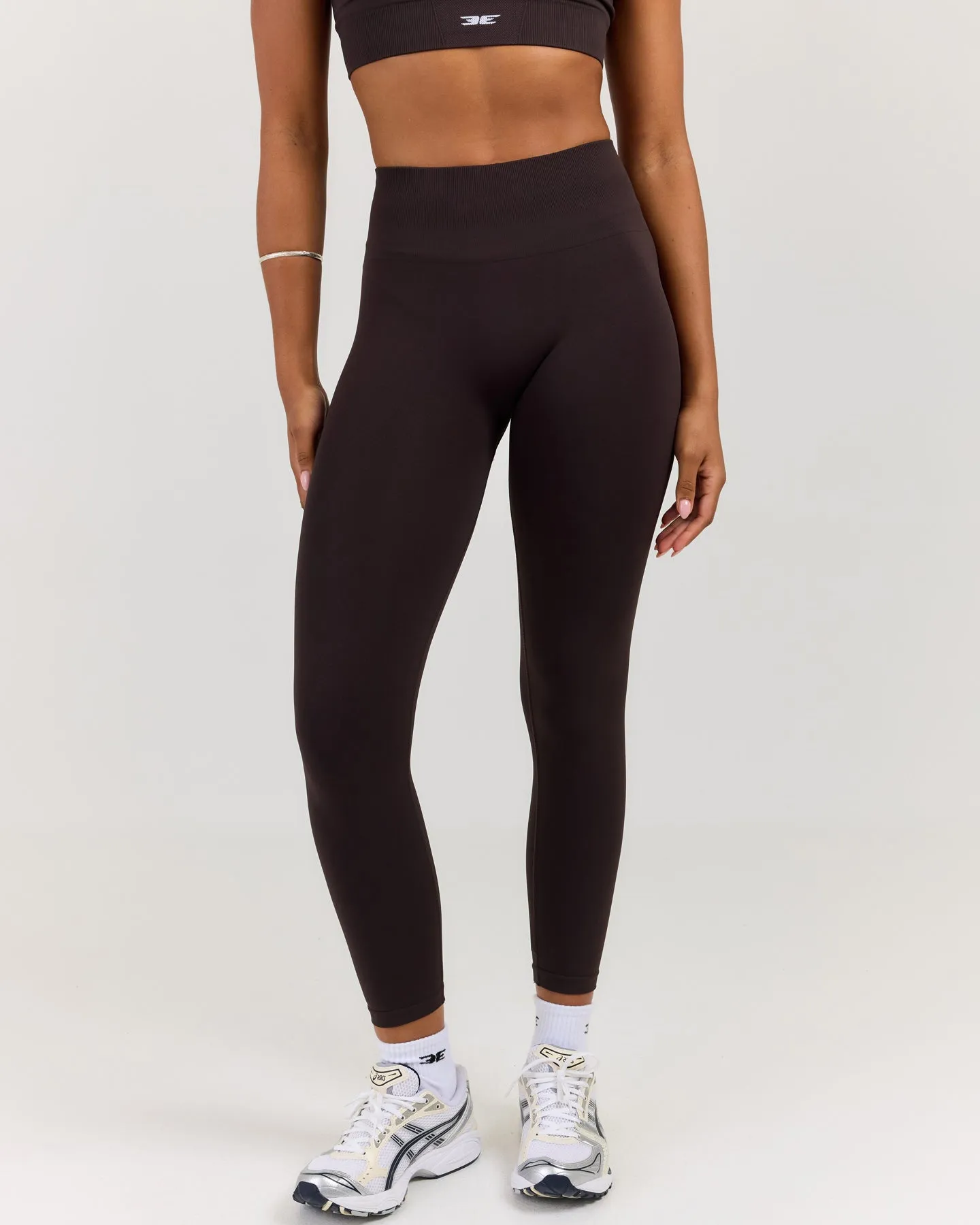 7/8 Elite Seamless Leggings V2 - Coffee Bean sold by Elite Eleven product image thumbnail 3