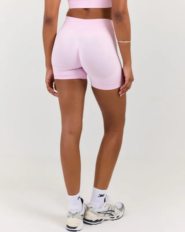 Elite Seamless Shorts V2 - Pink made by Elite Eleven