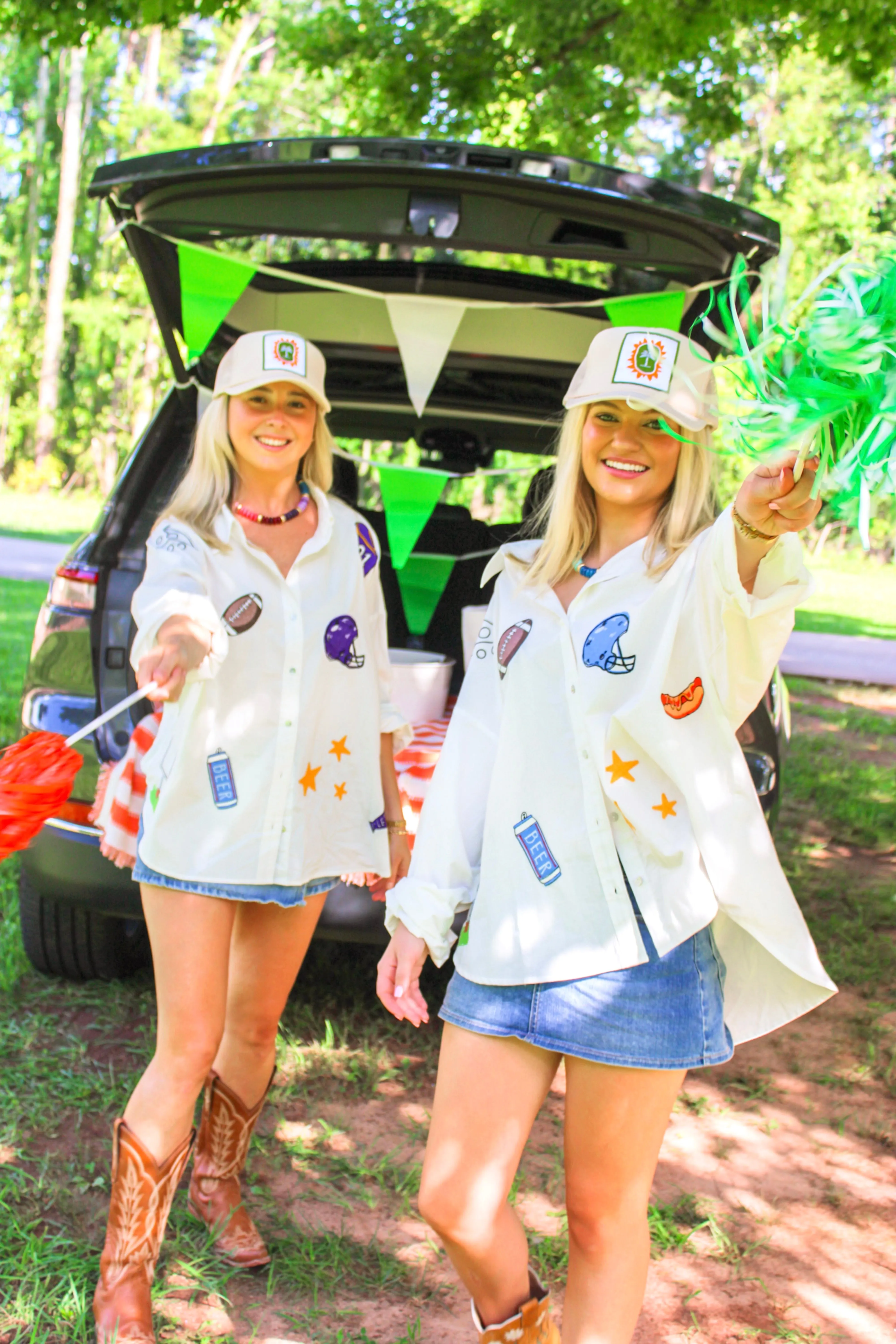 Gameday Oxford in Blue by TELA Mercantile sold by Hermoza product image thumbnail 3