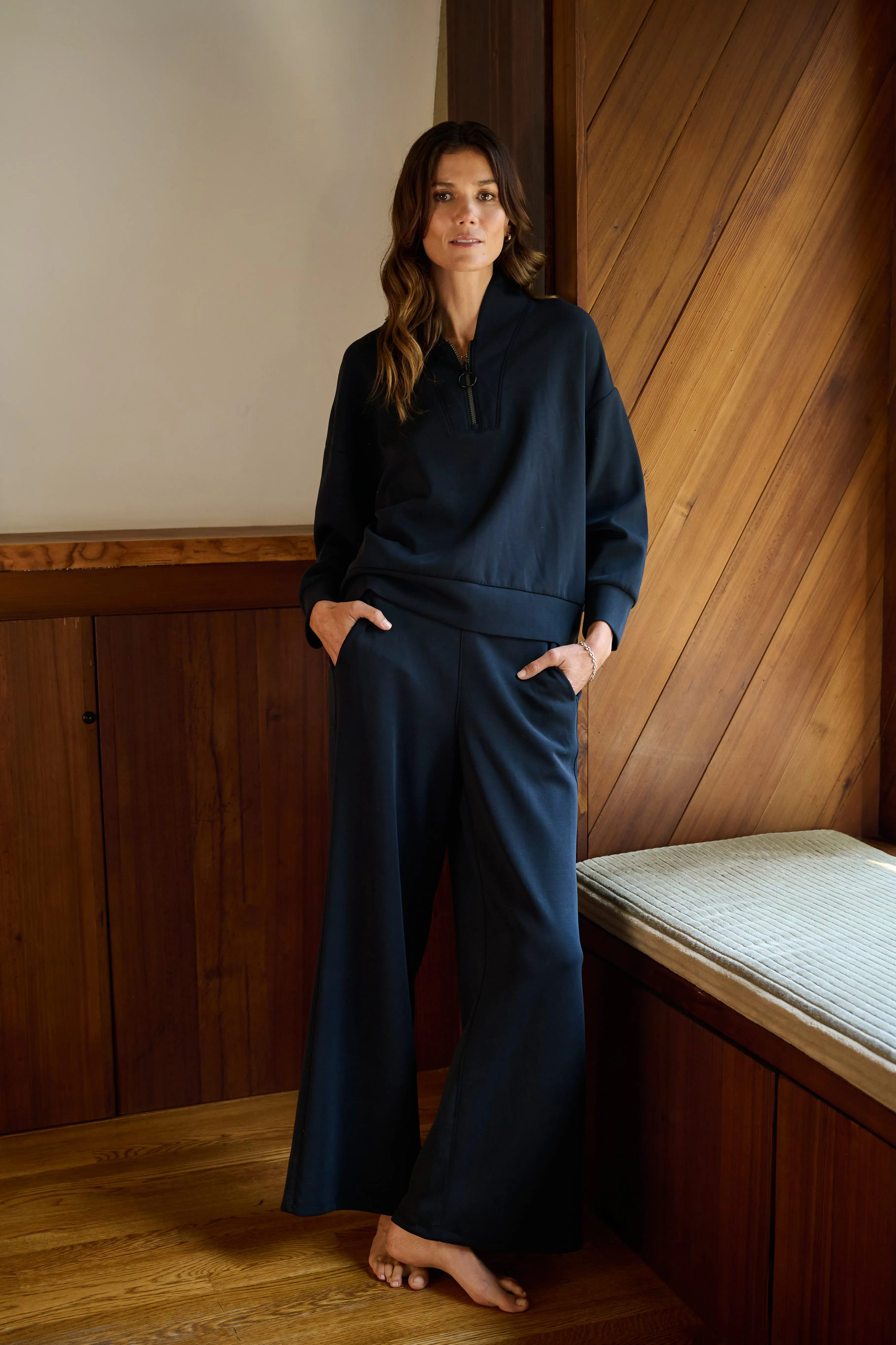 Genevieve Pullover in Black - FINAL SALE sold by Hermoza product image thumbnail 4