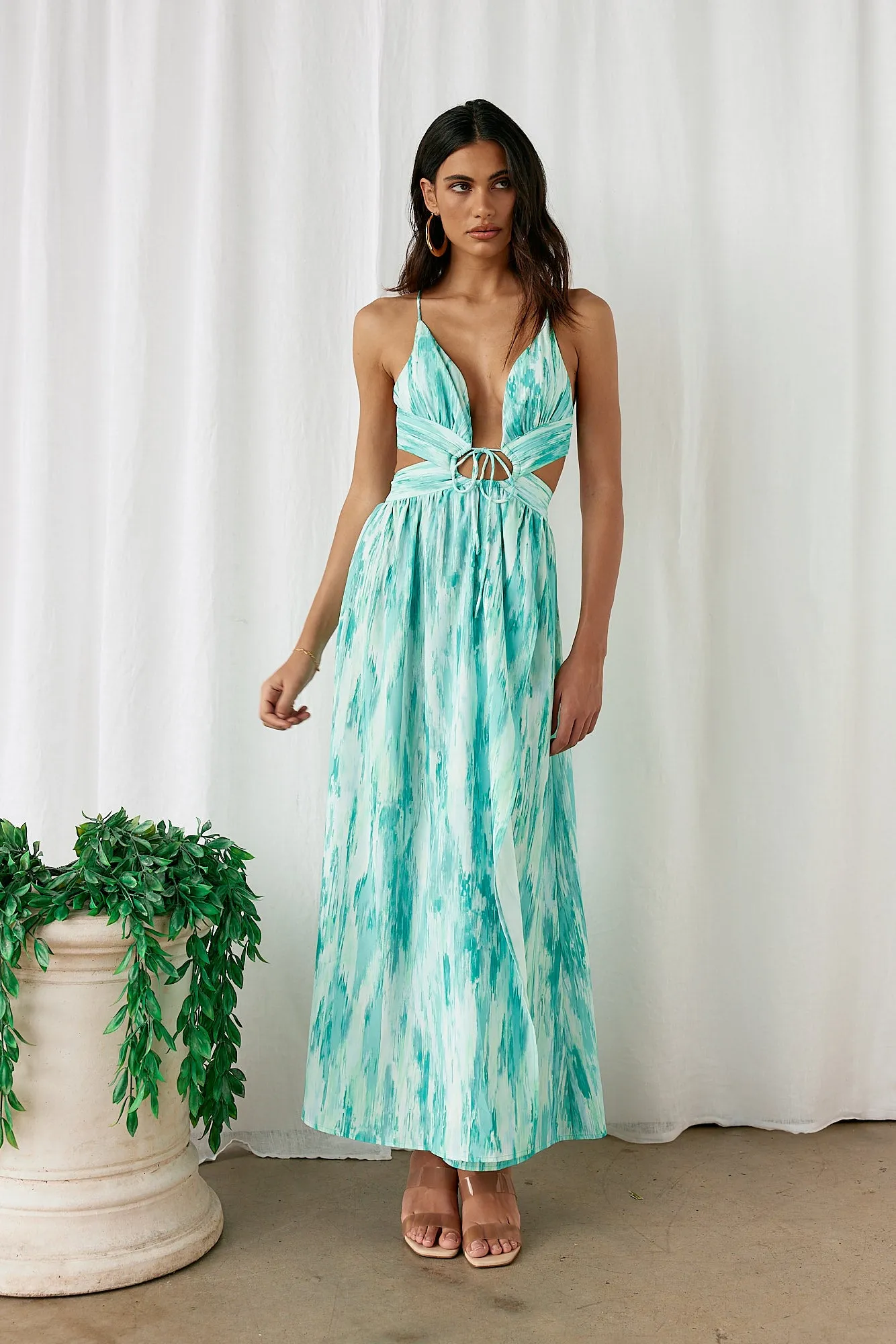 Poolside Chill Maxi Dress Green sold by Fortunate One product image thumbnail 5