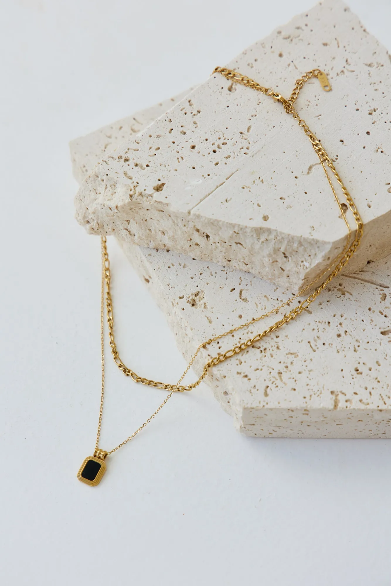 Viviel Necklace Gold sold by Fortunate One product image thumbnail 3