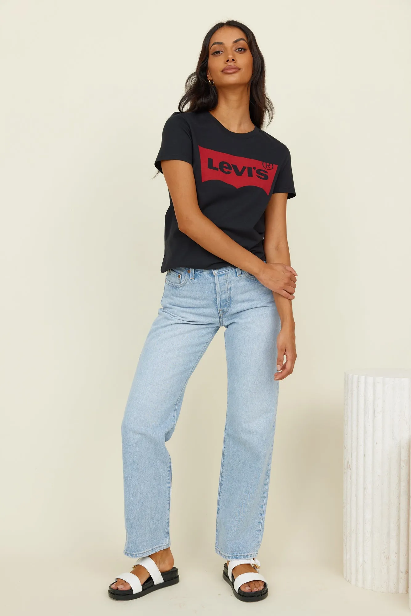 LEVI'S Logo Perfect T-Shirt Large Batwing Black sold by Fortunate One