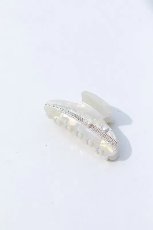 Feather Touch Claw Clip Nude sold by Fortunate One