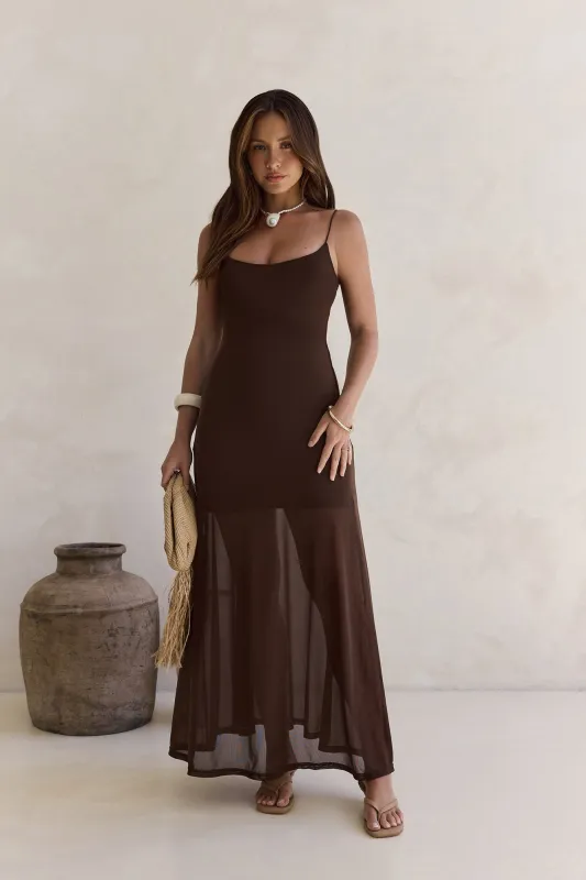 Alessandra Maxi Dress Chocolate made by Sndys