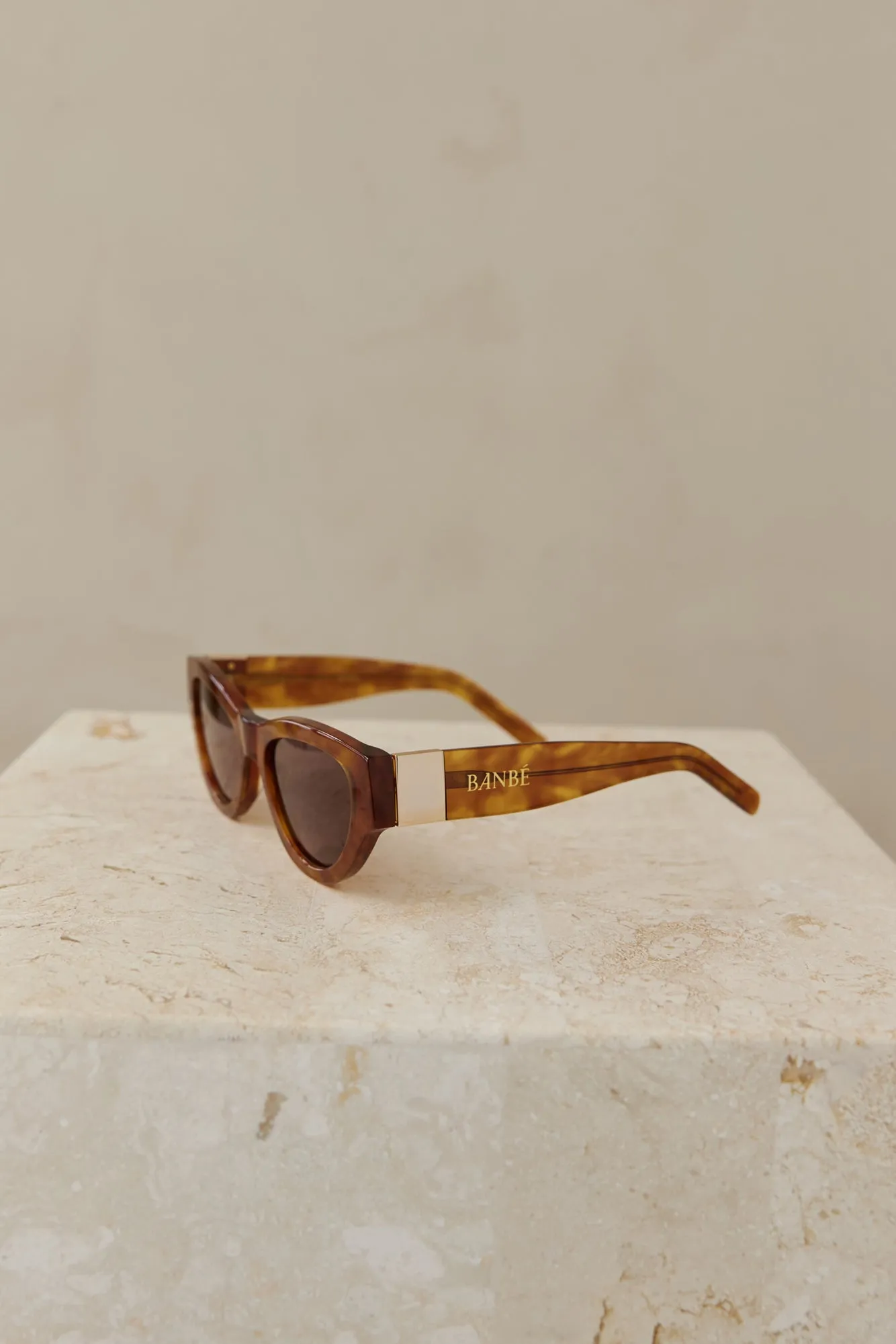 BANBÉ The Carla Sunglasses Honey Tort Auburn sold by Fortunate One product image thumbnail 5