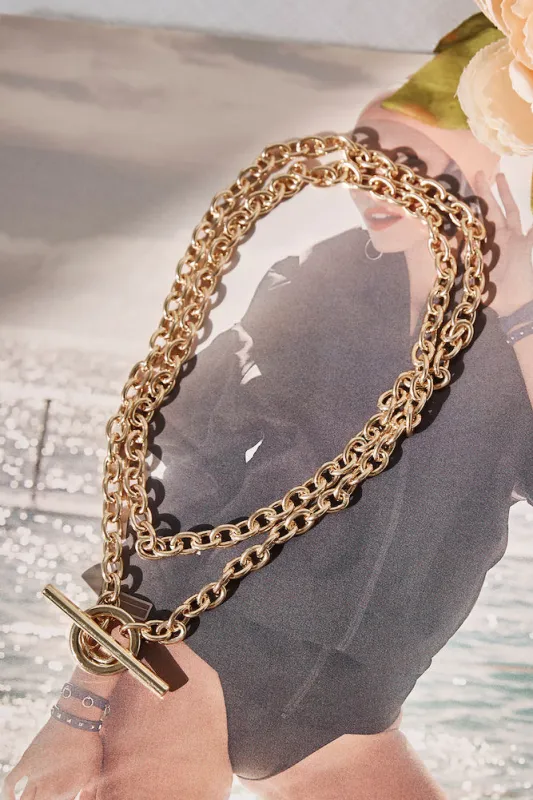 Elegant Muse Necklace Gold made by Hello Molly