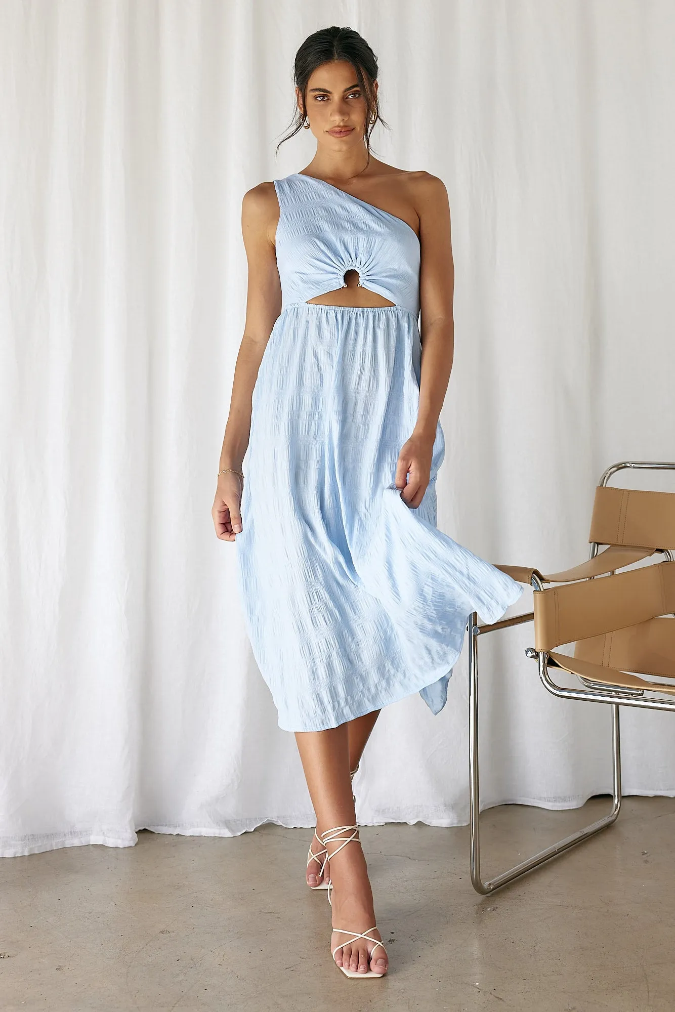 Dive In Maxi Dress Blue sold by Fortunate One product image thumbnail 4