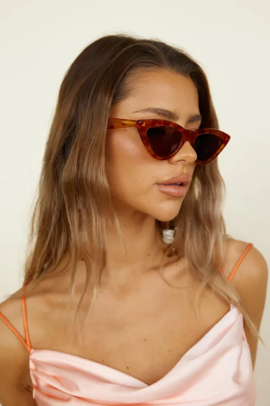 BANBÉ The Linda Sunglasses Maple Tort Brown made by Banbe Eyewear