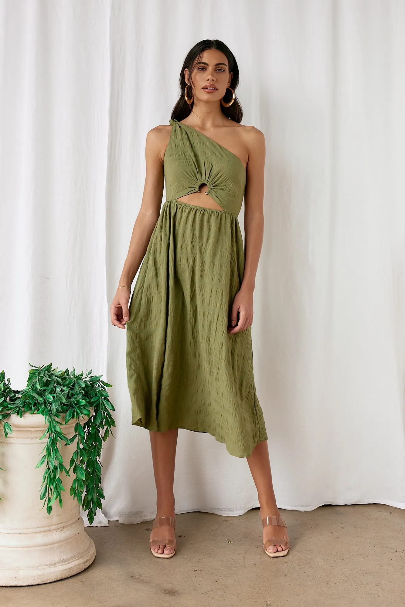 Dive In Maxi Dress Green sold by Fortunate One product image thumbnail 2