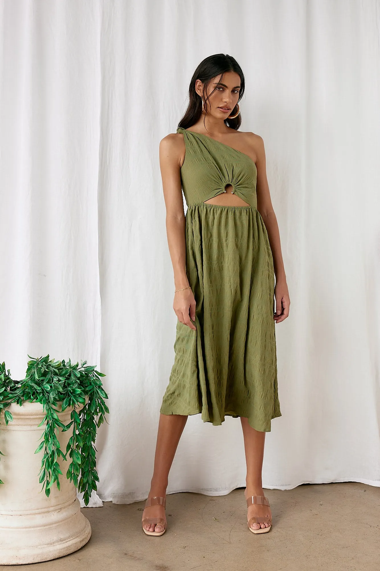 Dive In Maxi Dress Green sold by Fortunate One product image thumbnail 3