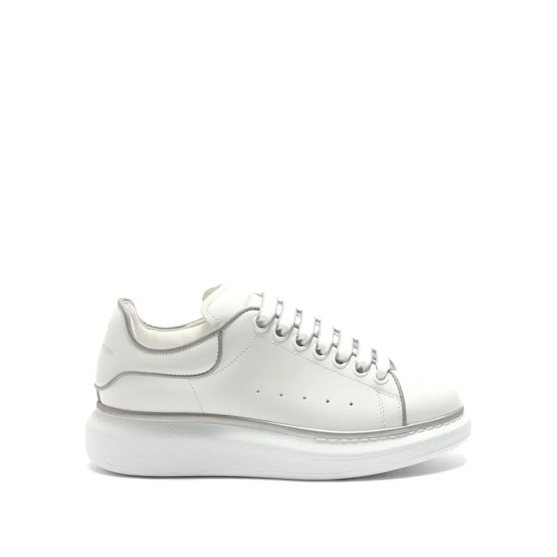 Larry Contrast Sneaker in White/Silver made by MARAIS