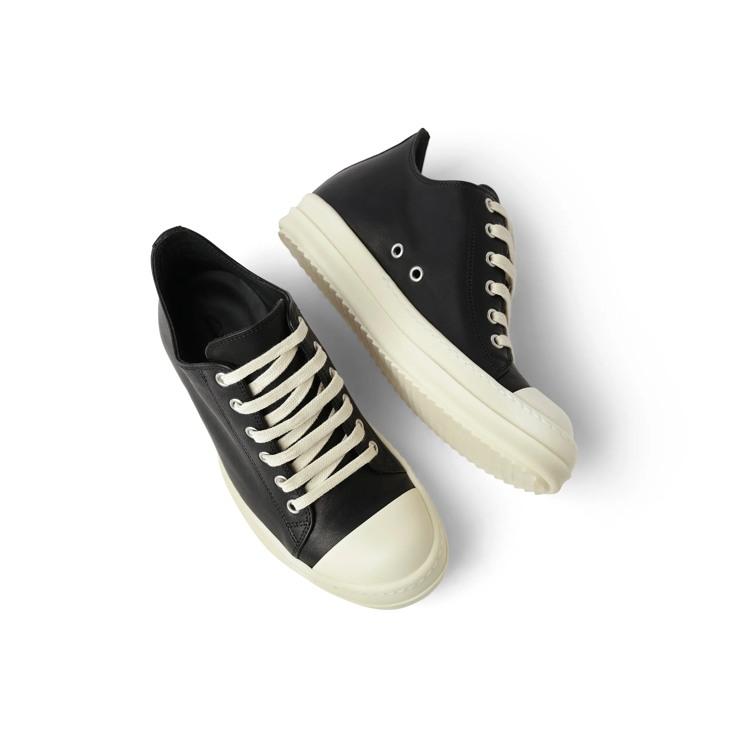 Washed Calf Low Sneaks in Black/Milk sold by MARAIS product image thumbnail 4