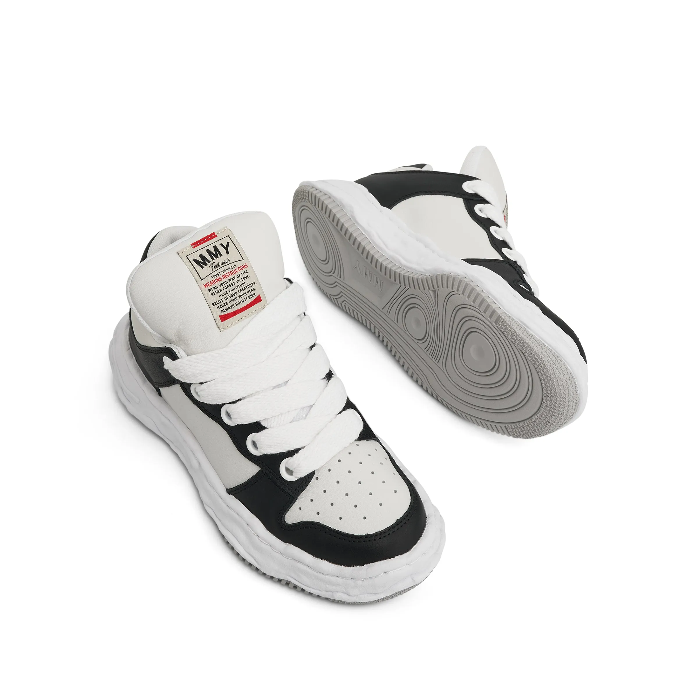 Wayne OG Puffer Sneaker in Black/White sold by MARAIS product image thumbnail 4