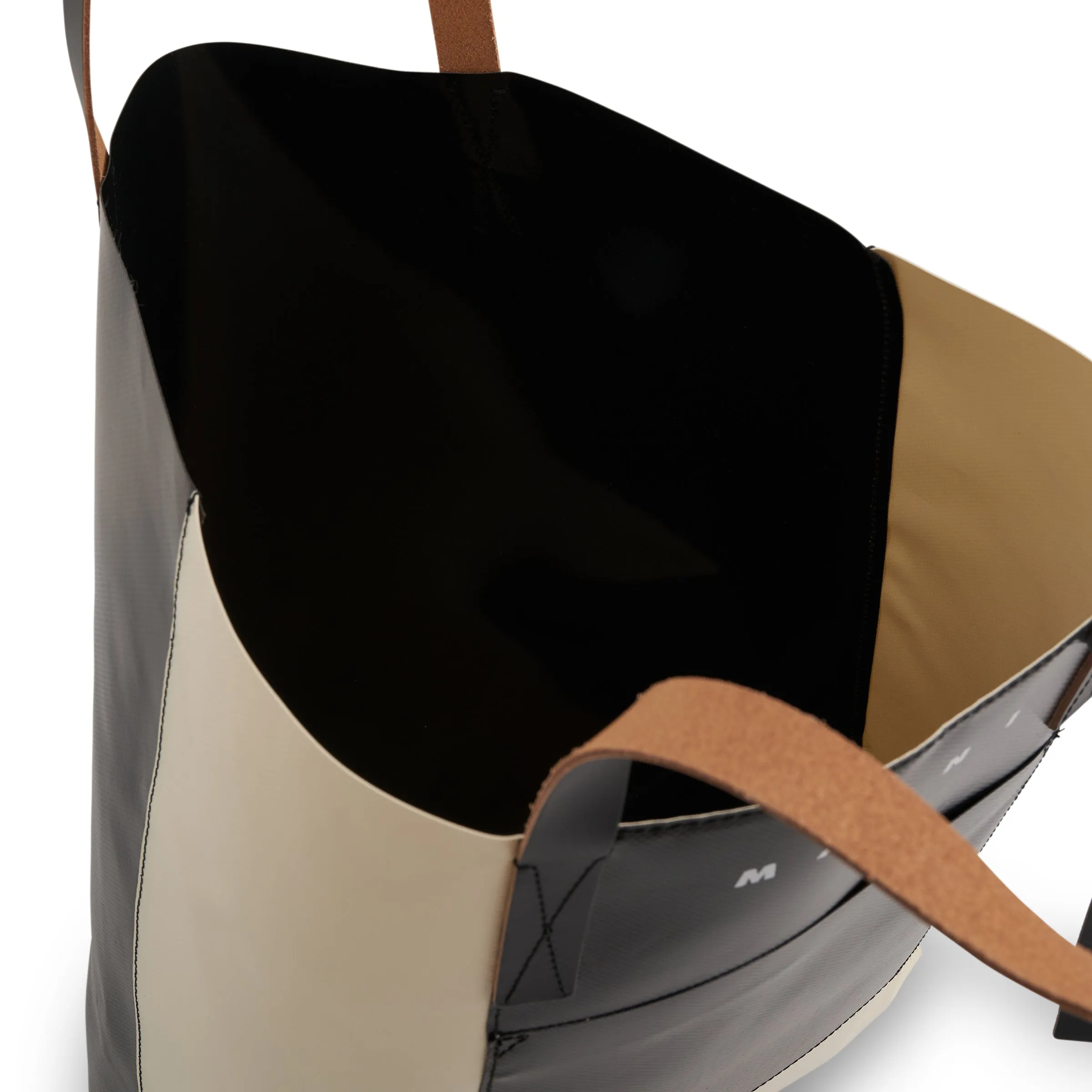 Tribeca Shopping Bag with Front Pocket in Silk White/Black sold by MARAIS product image thumbnail 4