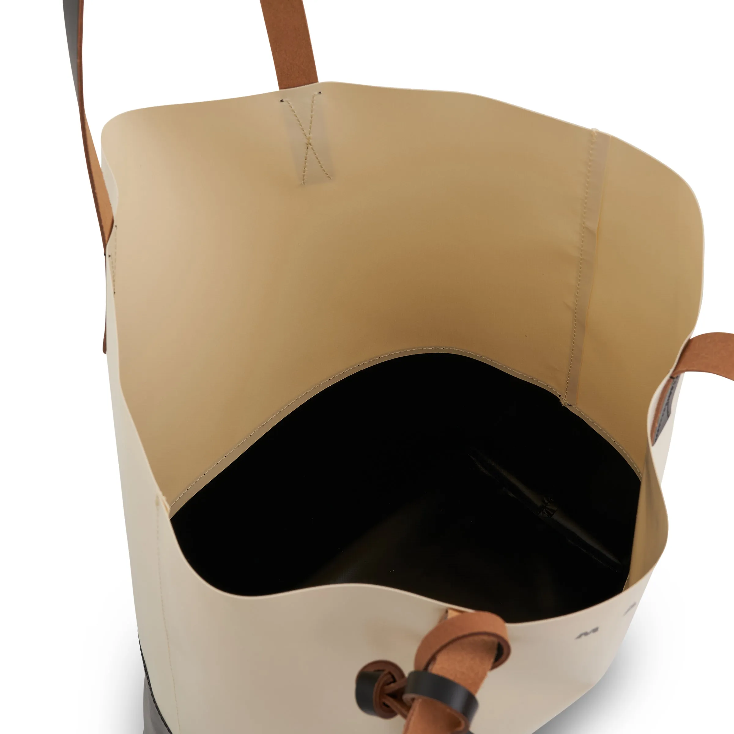 Tribeca Shopping Bag in Silk White/Black sold by MARAIS product image thumbnail 4