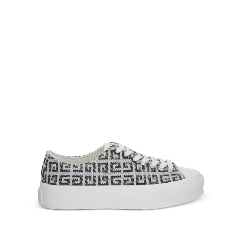 City 4G Low Sneaker in Black/White made by Givenchy
