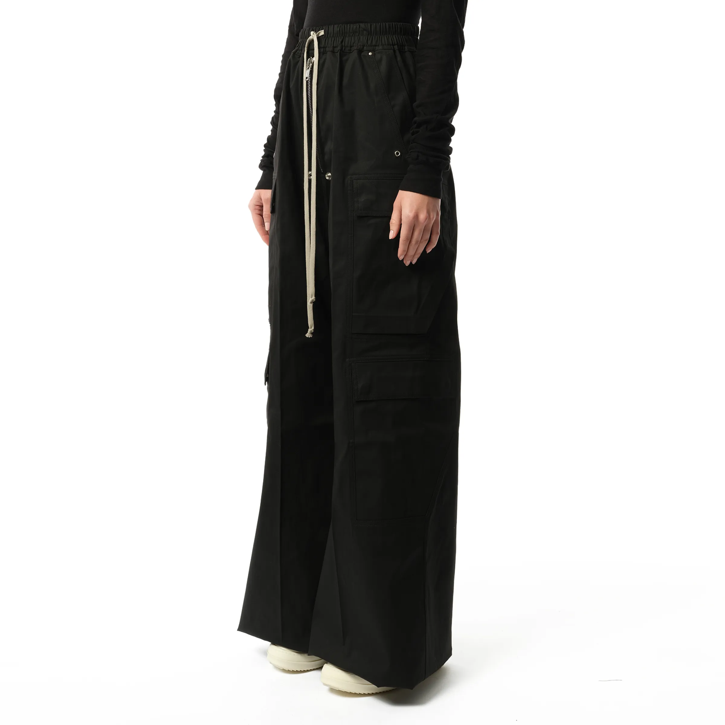 Cotton Poplin Cargobelas Pants in Black sold by MARAIS product image thumbnail 5