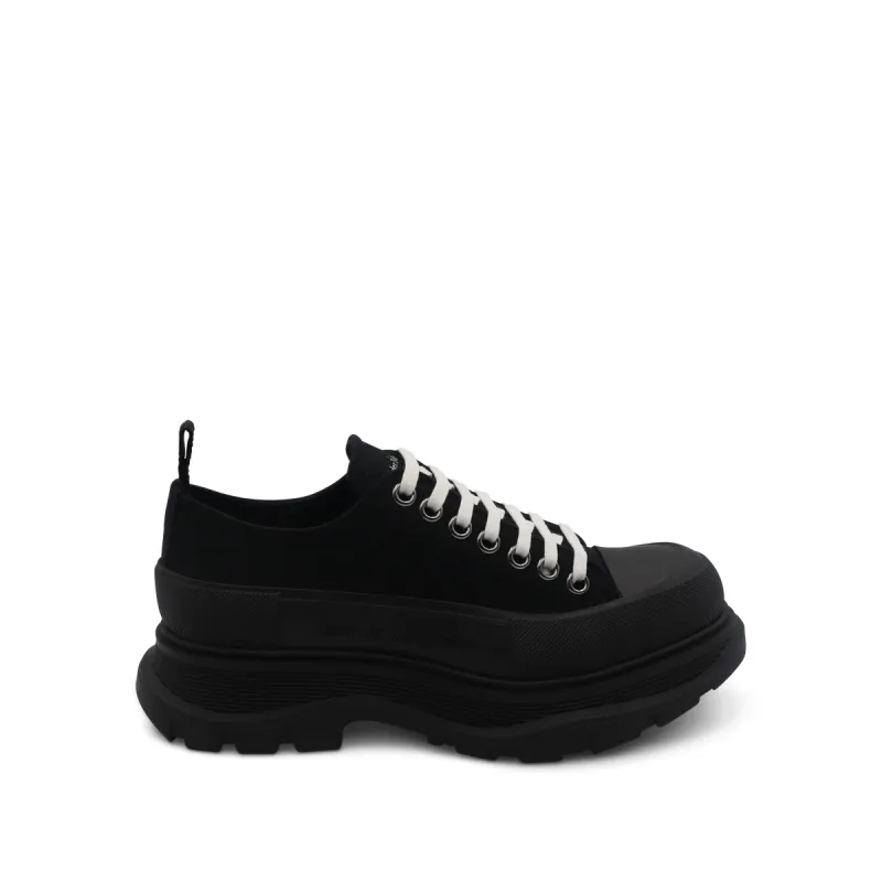 Tread Slick Canvas Lace Up in Black/Black sold by MARAIS