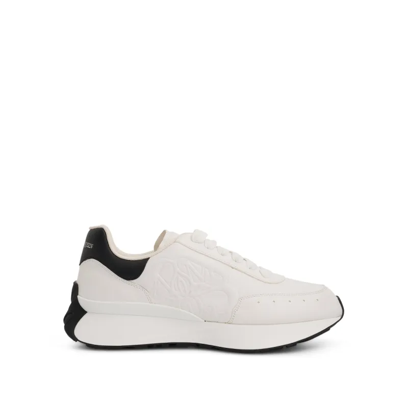 Sprint Runner in White/Black sold by MARAIS