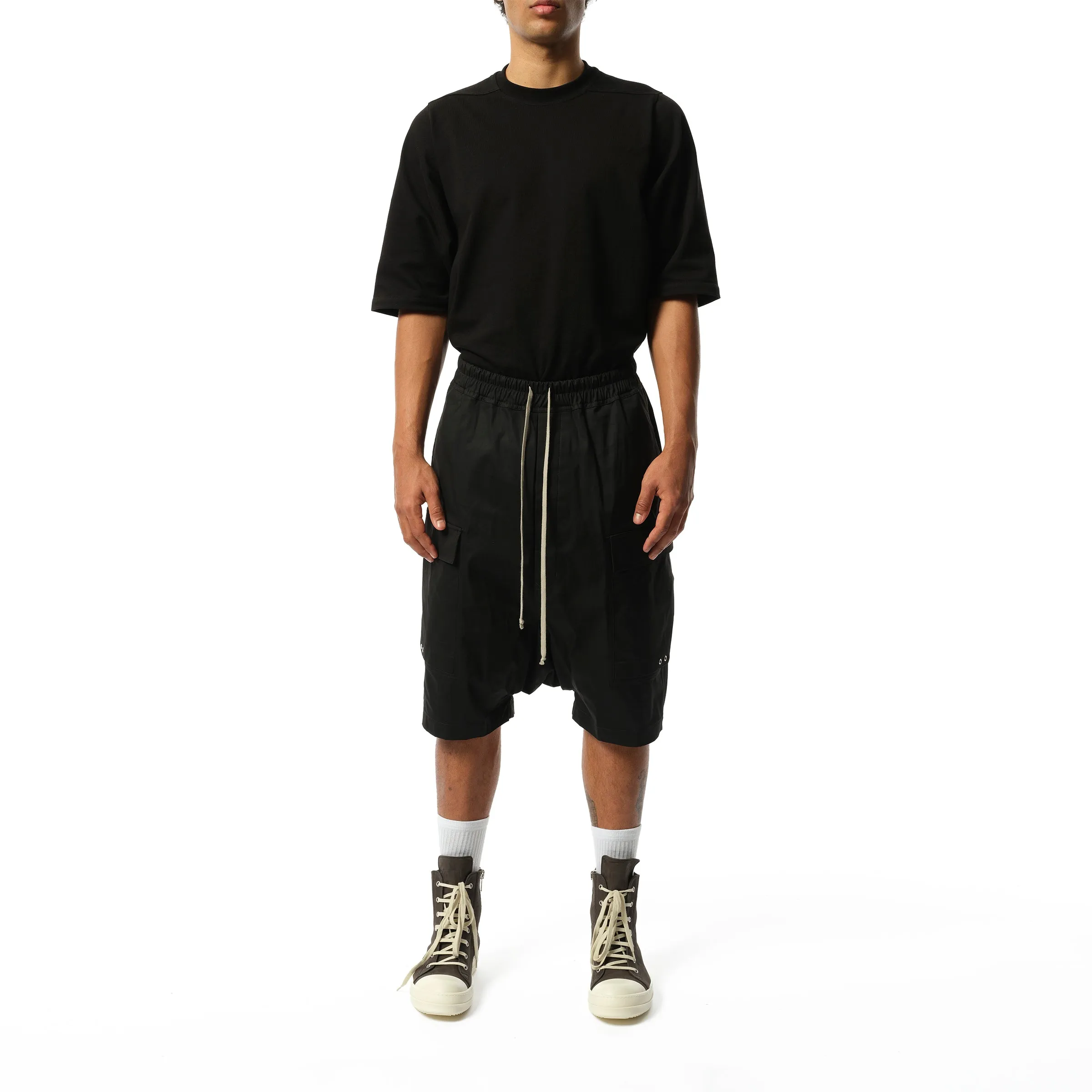 Cotton Poplin Cargo Pods in Black sold by MARAIS product image thumbnail 4