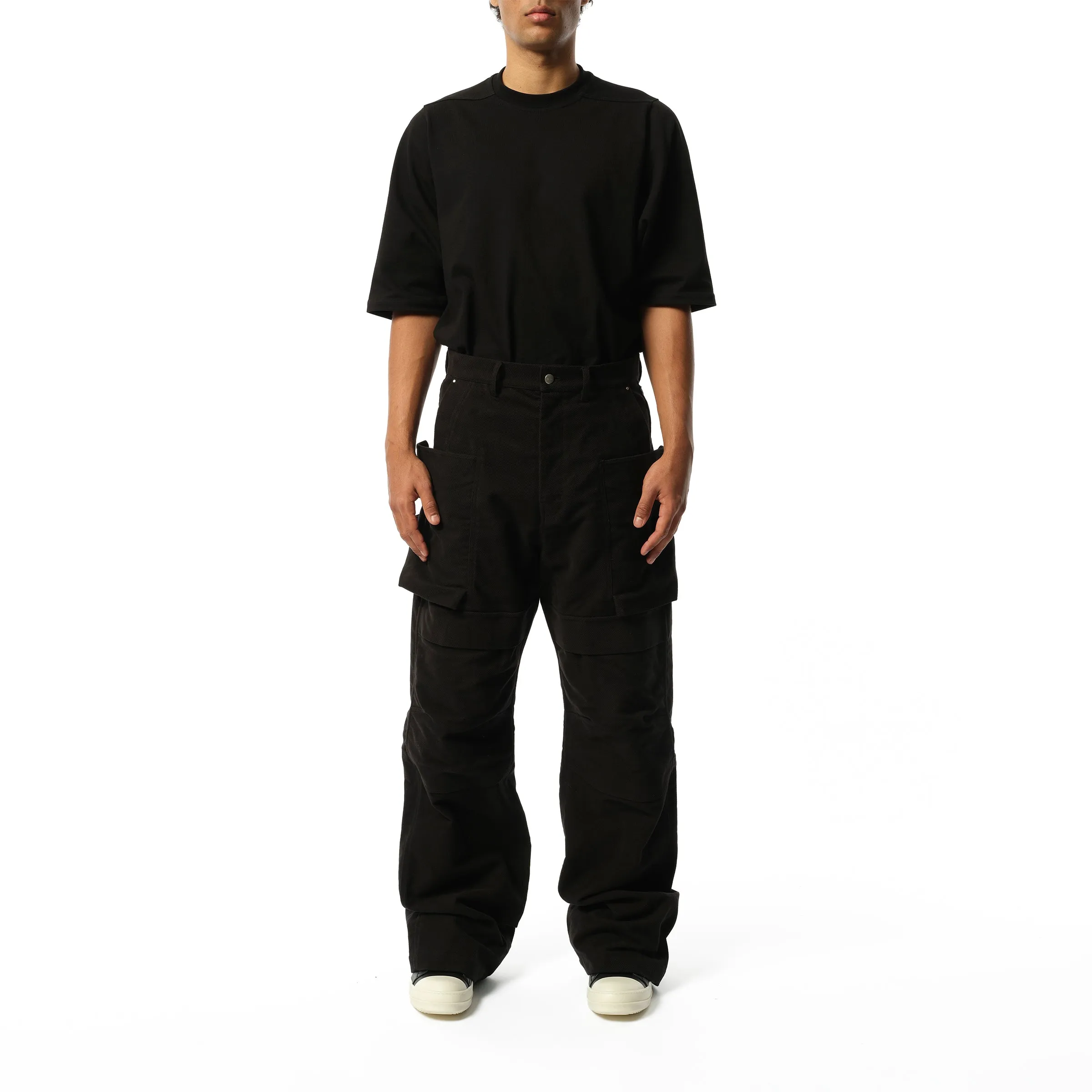Stefan Cargo Jeans in Black sold by MARAIS product image thumbnail 4