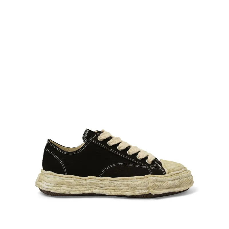 PETERSON 23 Vintage Coloured Sneaker in Black sold by MARAIS