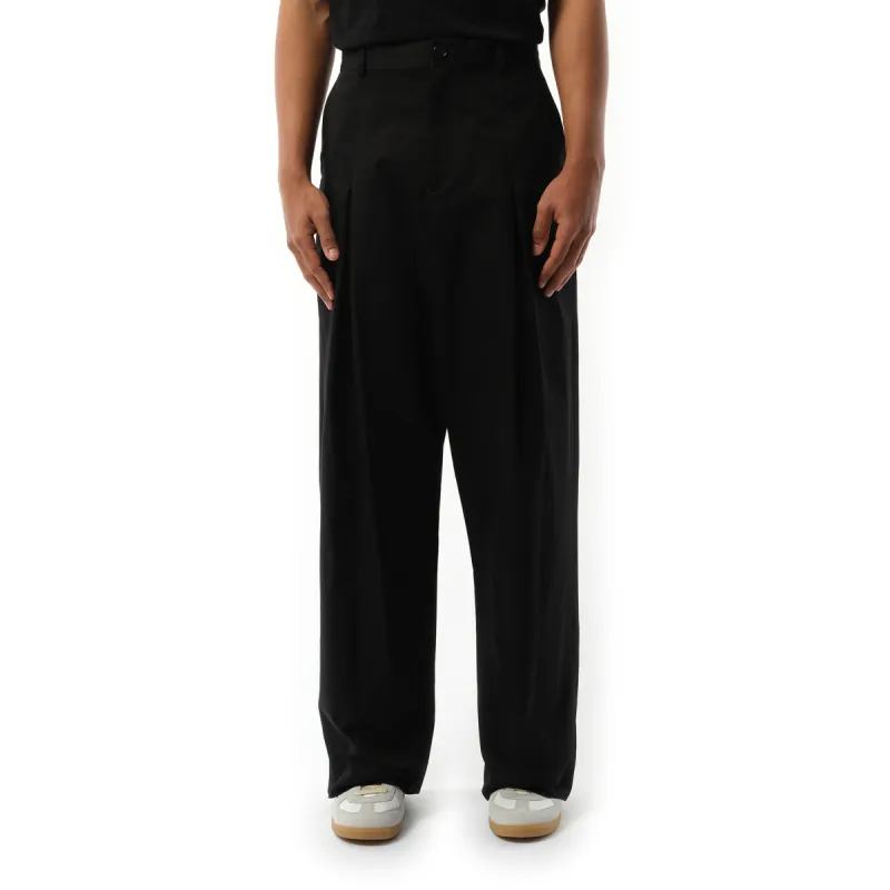 Low Crotch Trouser in Black made by Loewe