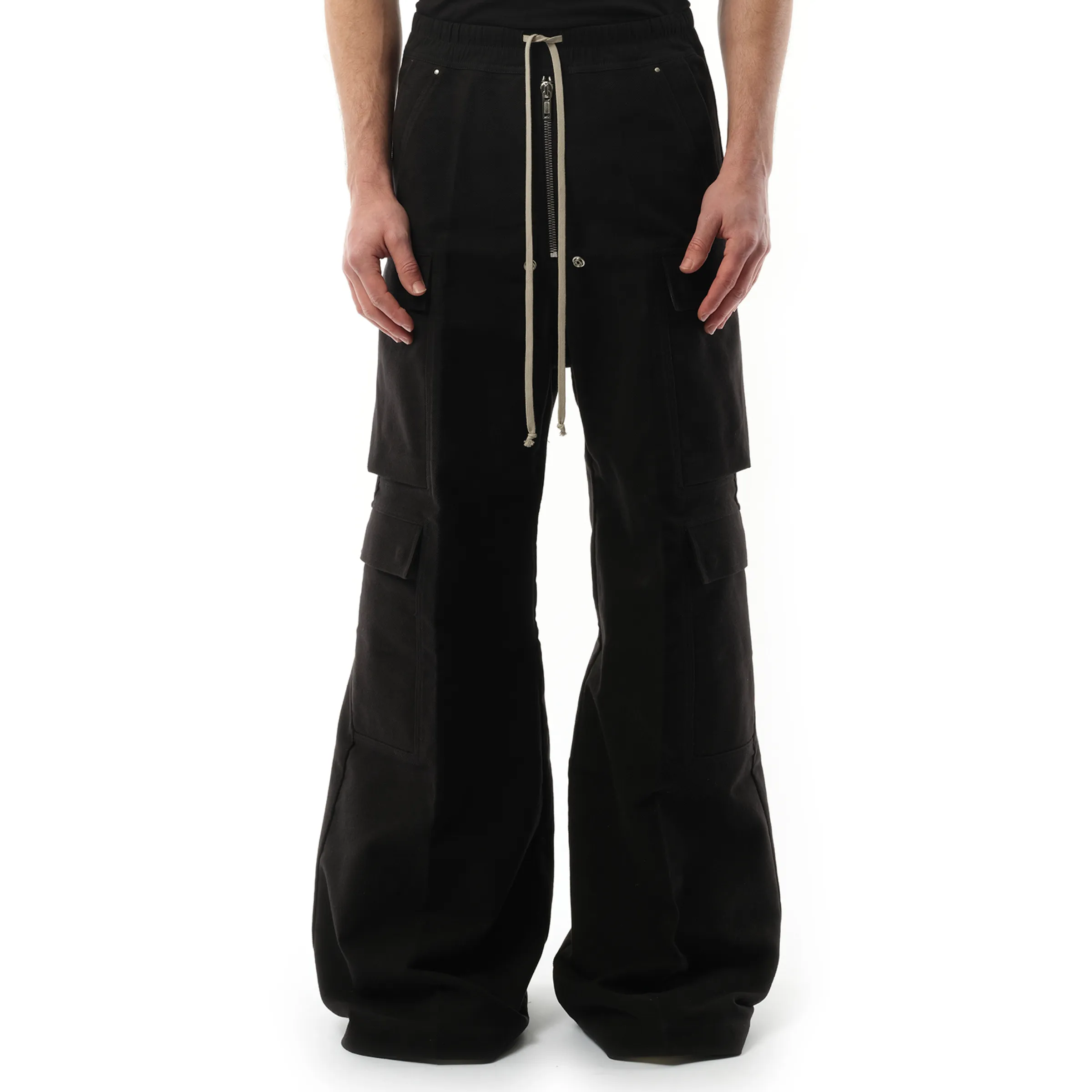 Heavy Twill Cargobelas Pants in Black sold by MARAIS