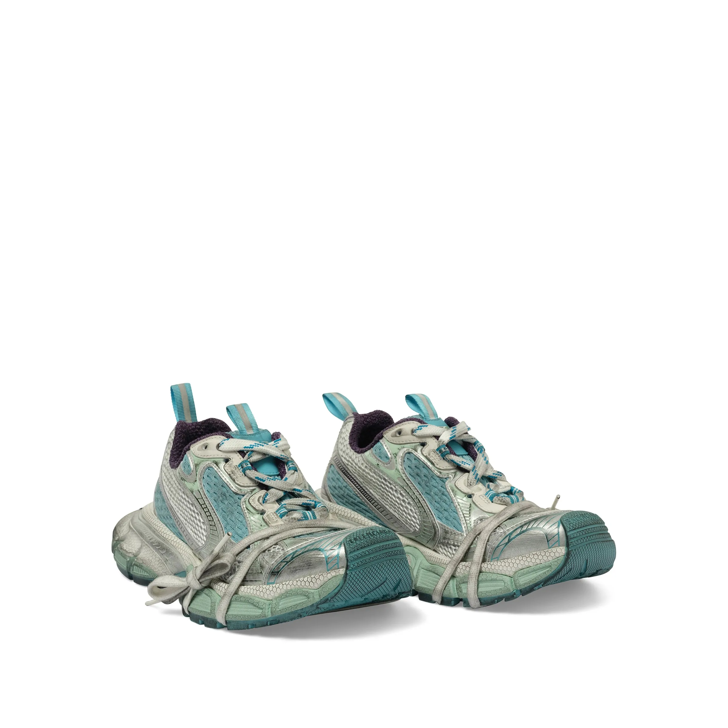 3XL Sneaker in Light Blue/White sold by MARAIS product image thumbnail 2