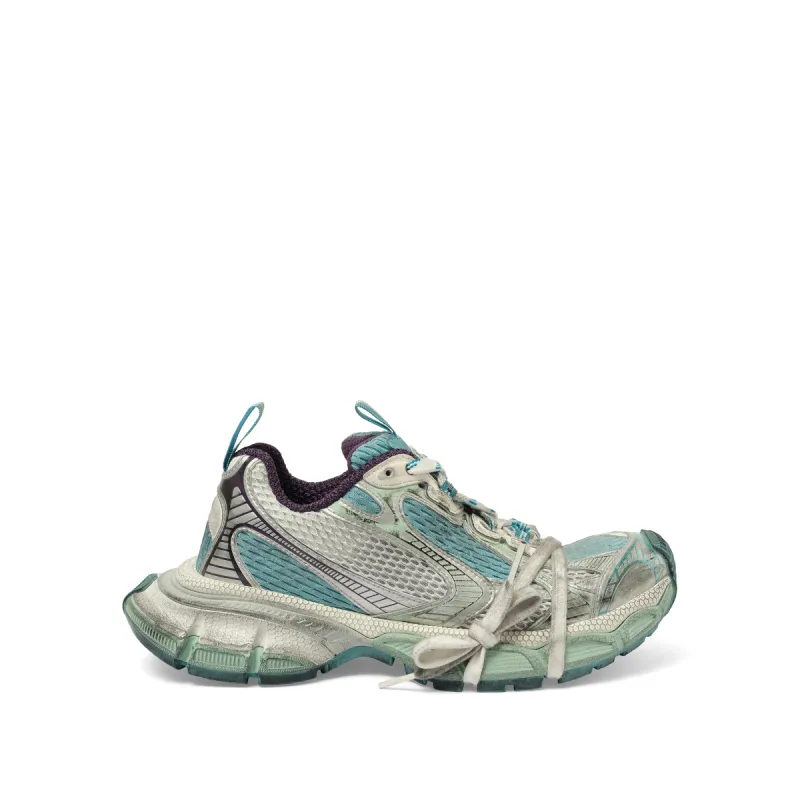 3XL Sneaker in Light Blue/White sold by MARAIS