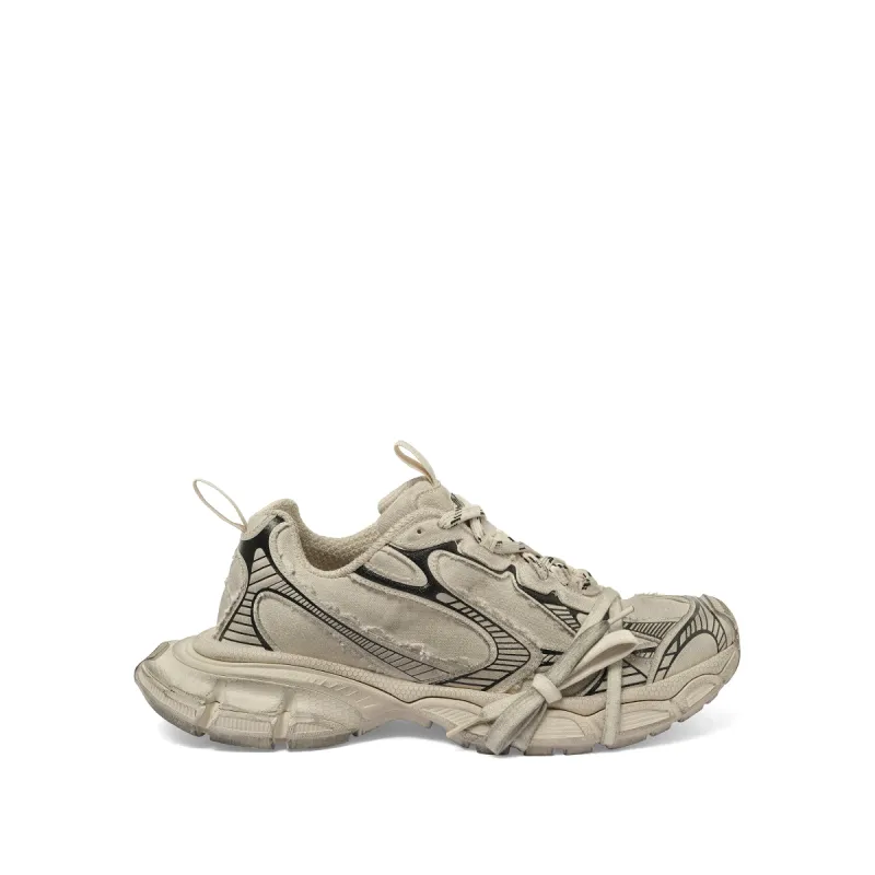3XL Destroyed Canvas Sneaker in Beige made by MARAIS