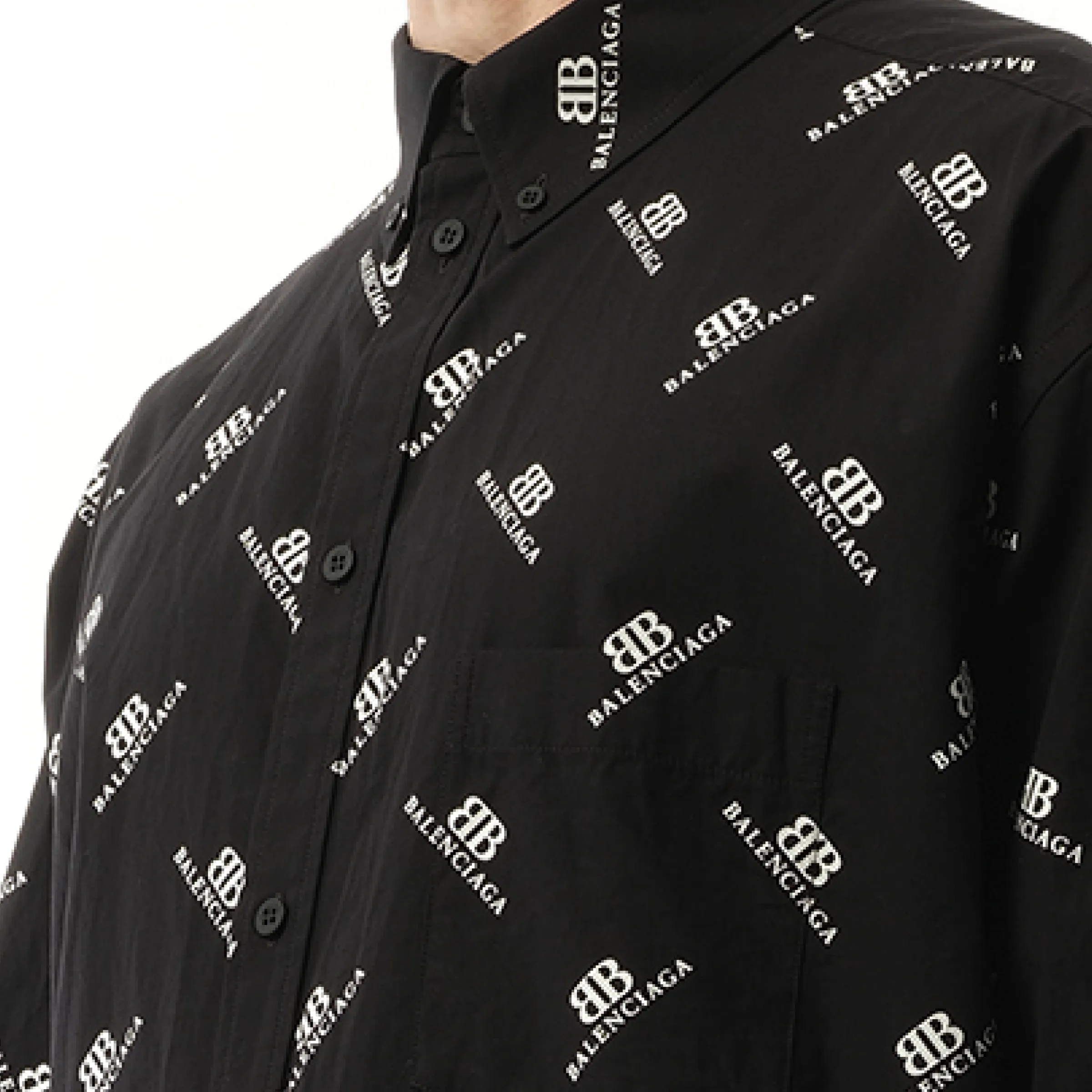 Monogram S/S Large Fit Shirt in Black/White sold by MARAIS product image thumbnail 3