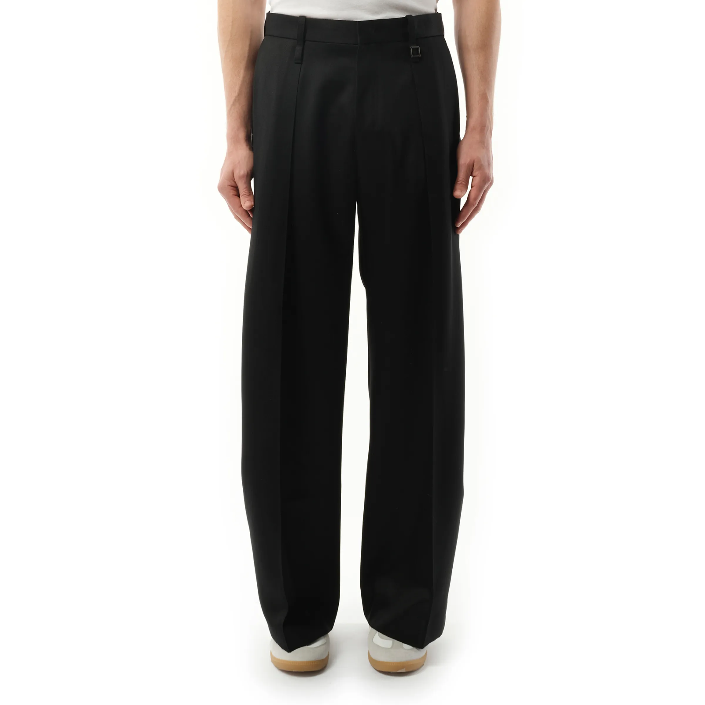 Pleated Relax Pants in Black sold by MARAIS