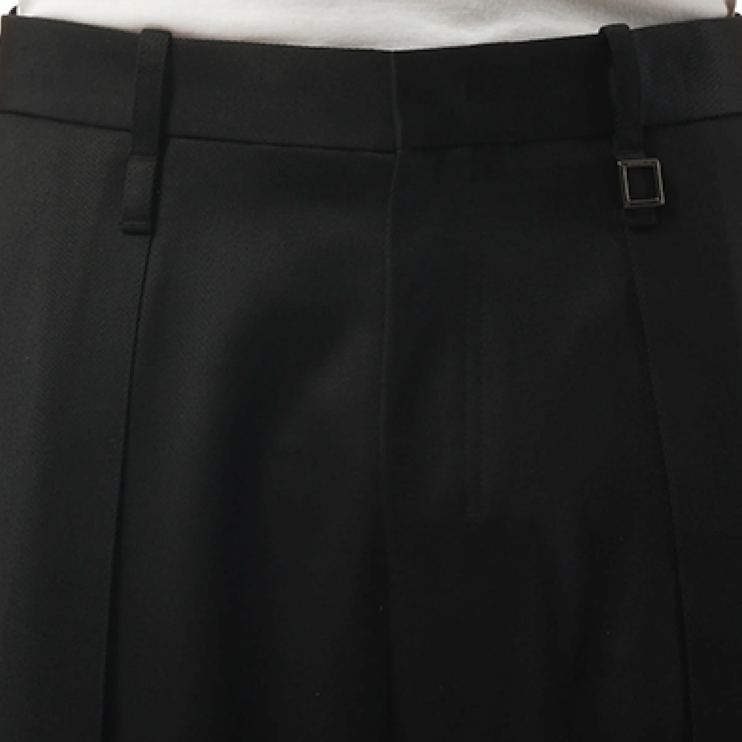 Pleated Relax Pants in Black sold by MARAIS product image thumbnail 3