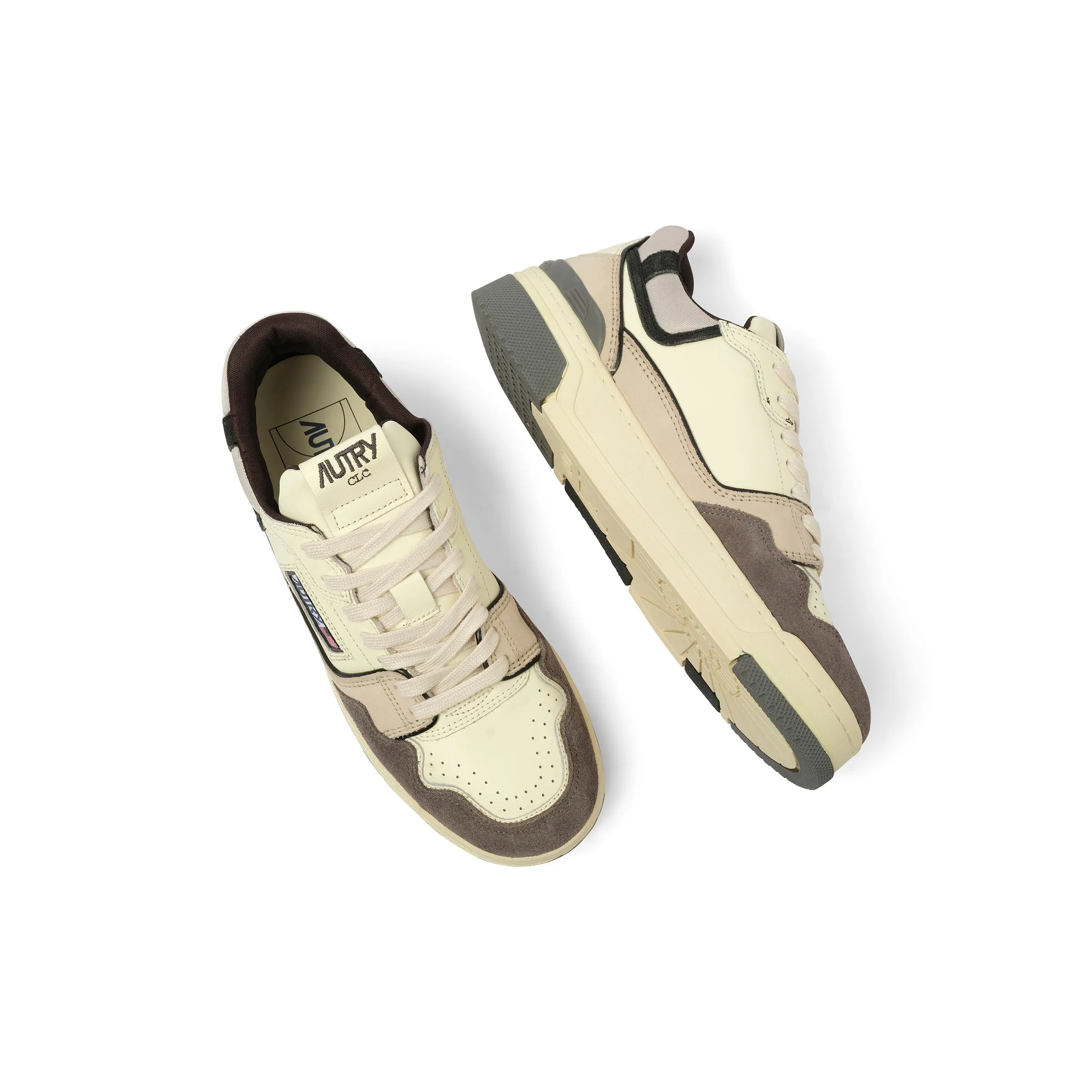 CLC Low Sneaker in Suede/Black/Grey sold by MARAIS product image thumbnail 4