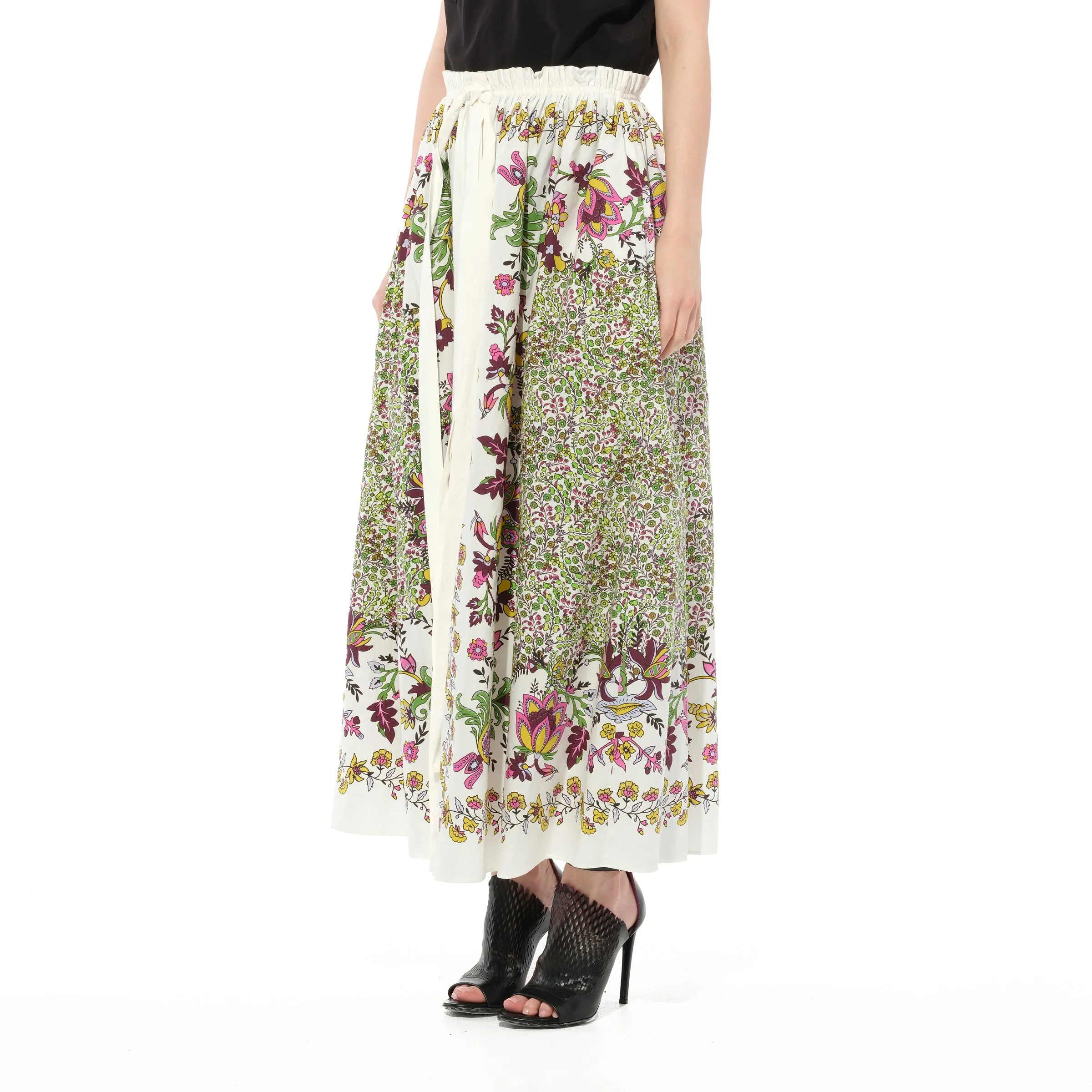 Podium L15 Bow Skirt in White sold by MARAIS product image thumbnail 5