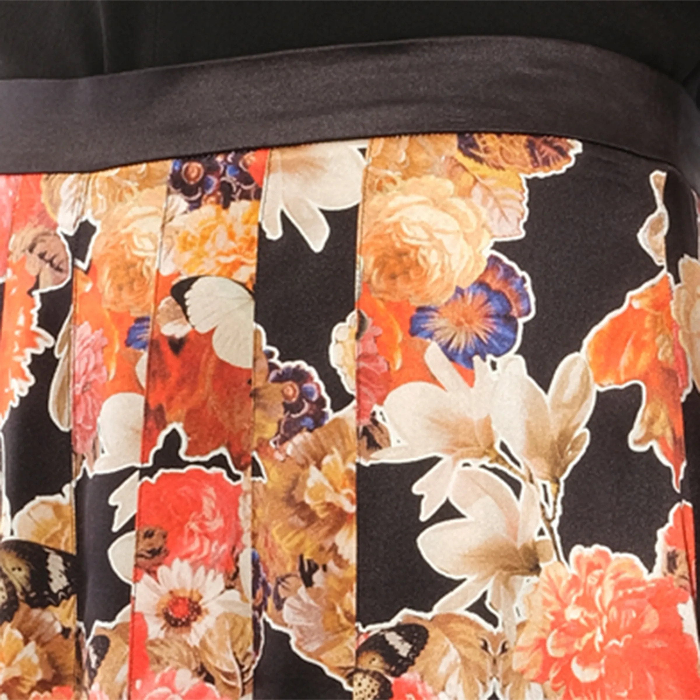 Flower Print Skirts sold by MARAIS product image thumbnail 2