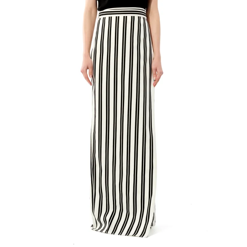Chilie Skirt in Black/White sold by MARAIS